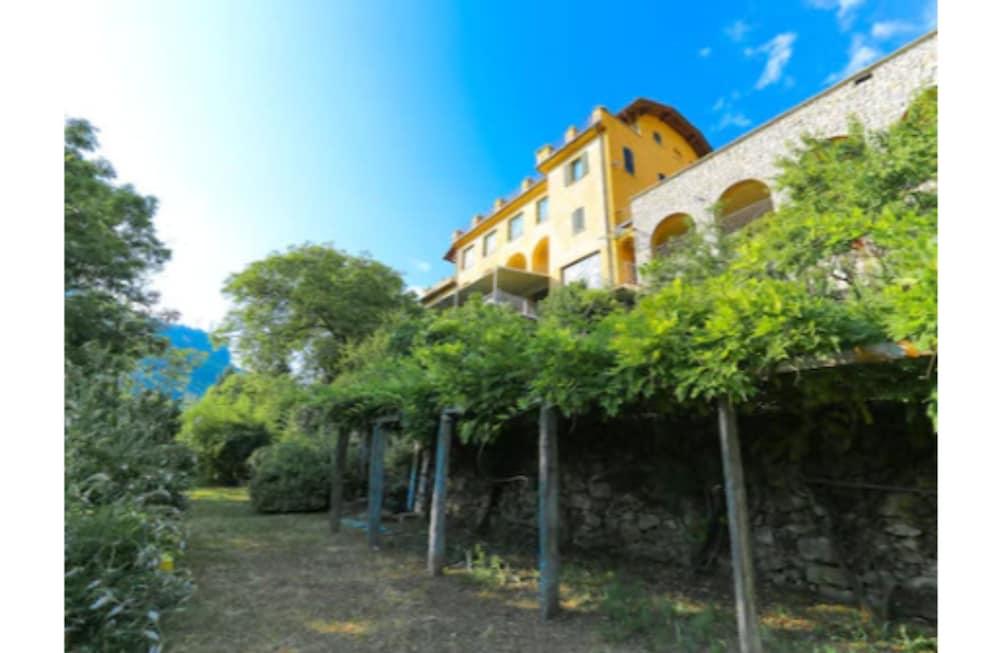 Colonne Hotel 4*
